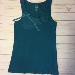 Blue tank with neckline details